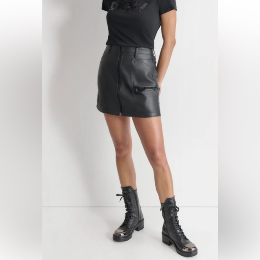 DKNY Black Vegan Leather Zipper-Front Mini Skirt, size 27/4